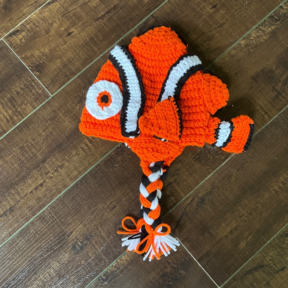 Finding Nemo Crochet Hats - Picture 2 of 3